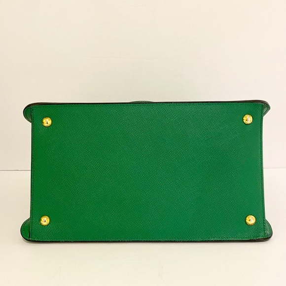 Prada Saffiano Cuir Large Double Zip Tote in Verte - Picture 4 of 15